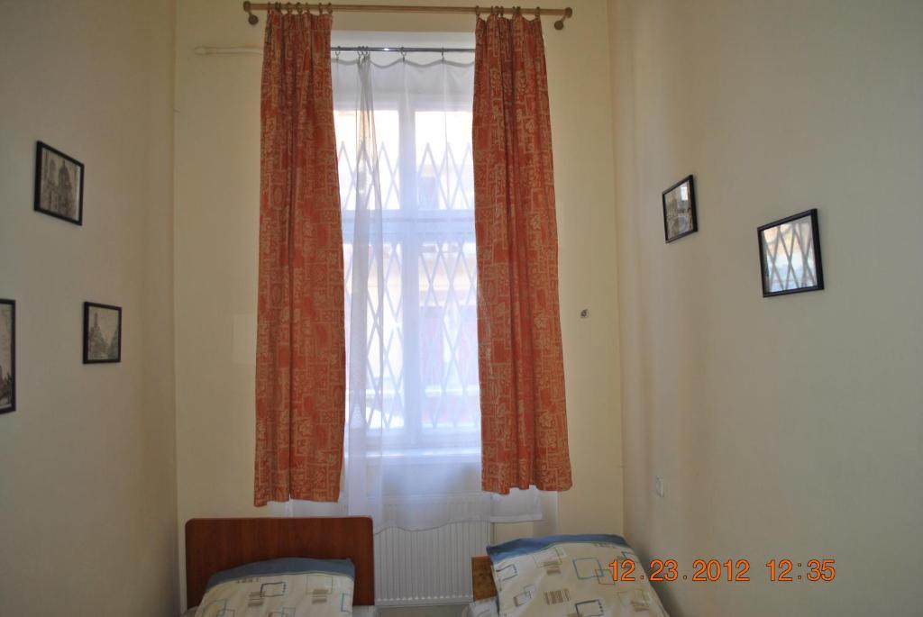Hostel Comfort Lwów Pokój zdjęcie